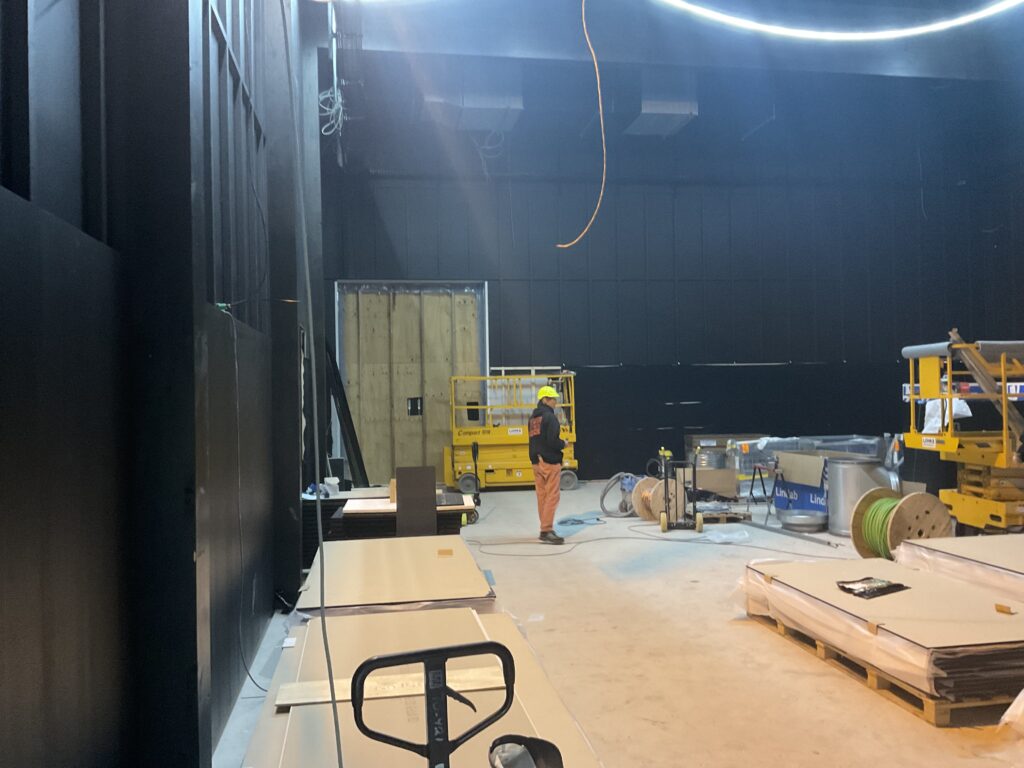 Teater Vestvolden i Hvidovre. Nyt teater, Stephan Pollner